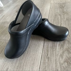 Dansko Black Shoes